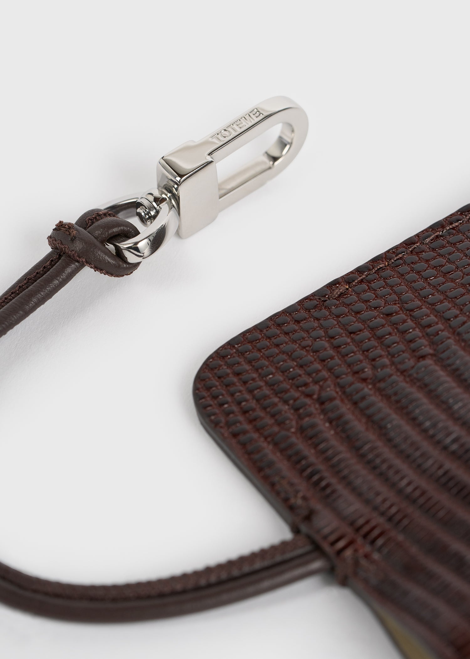 Lizard-embossed keyring brown