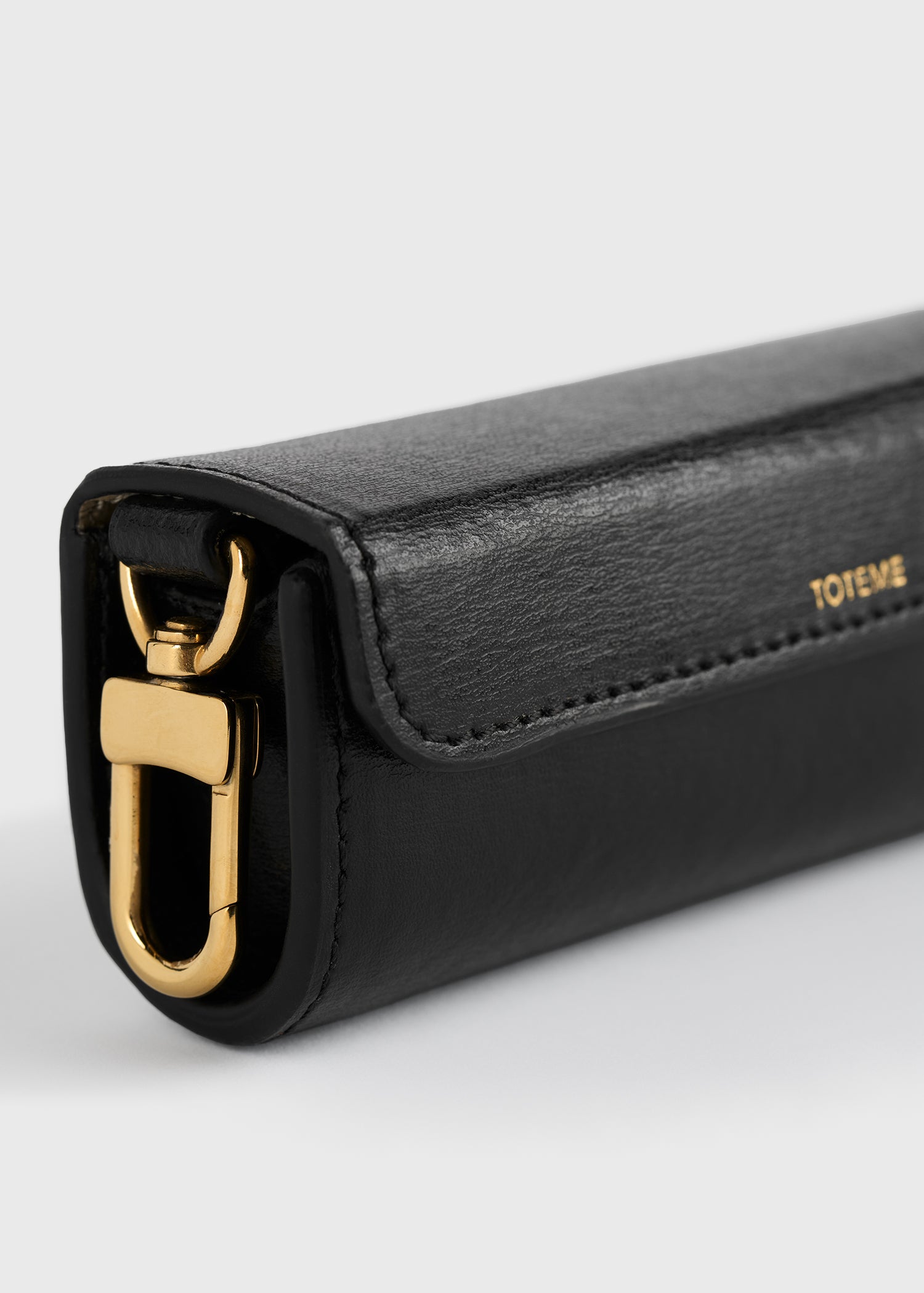 Leather lipstick case black