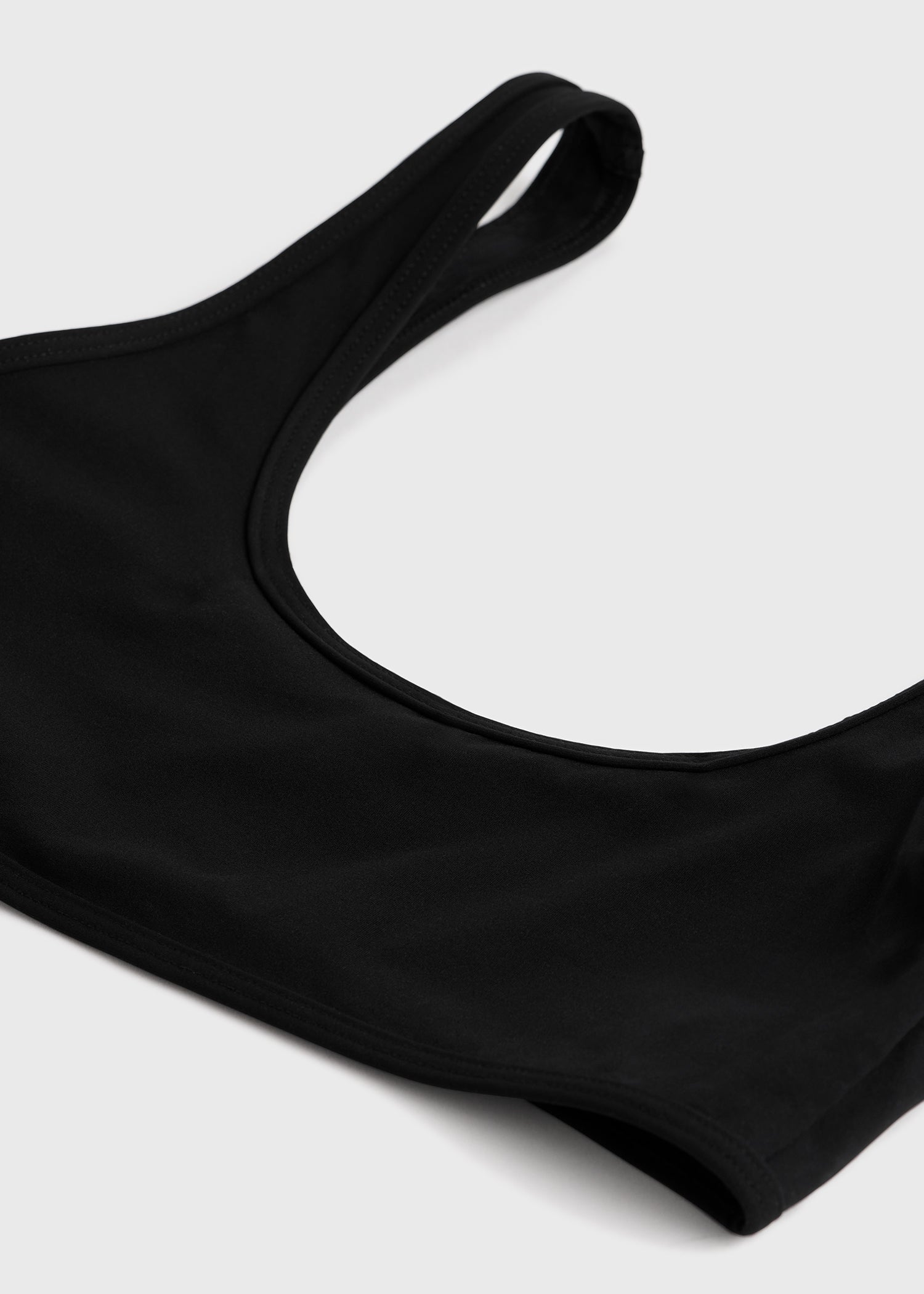 U-neck bikini top black