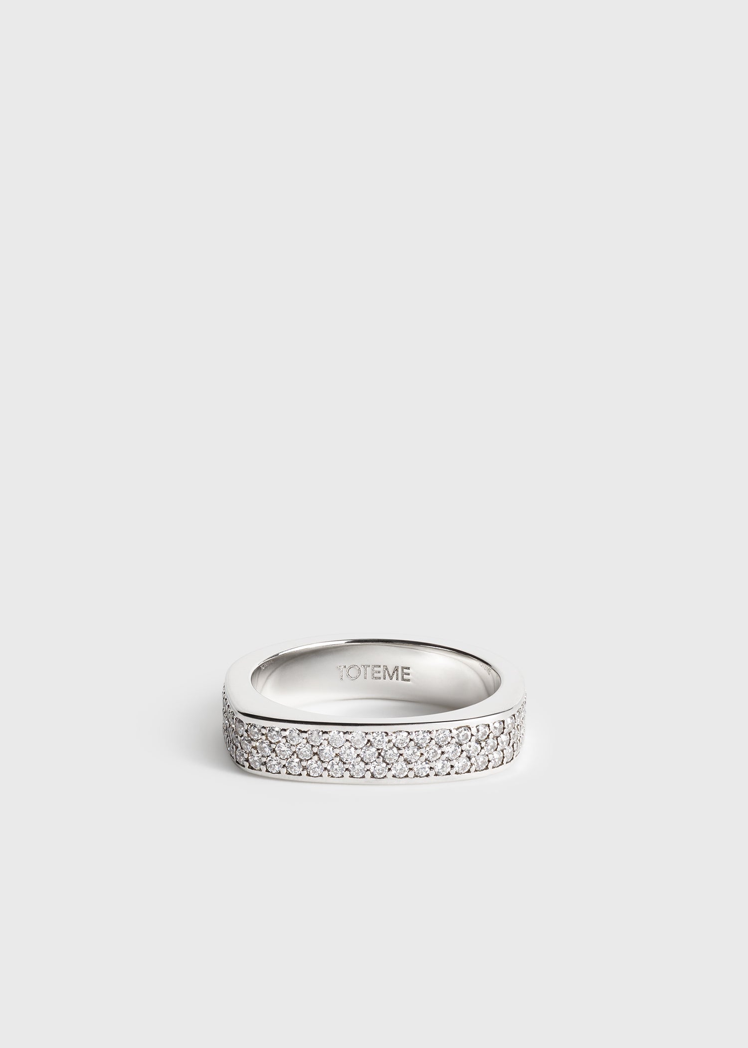 Signature pavé ring silver