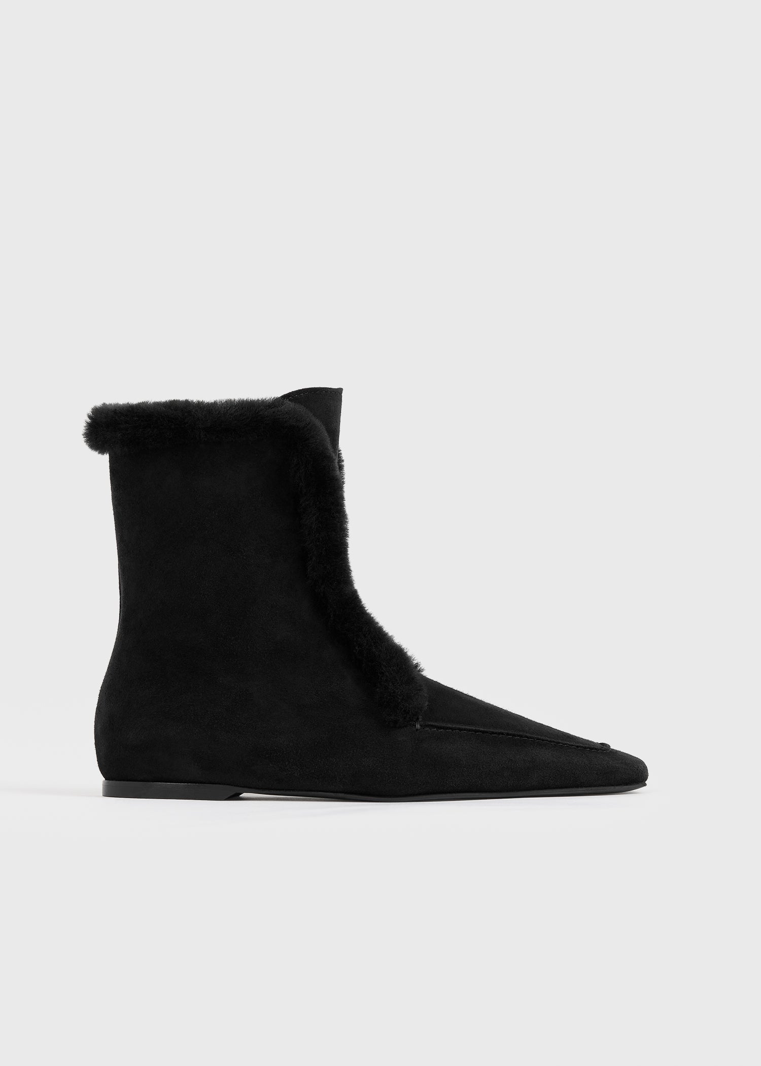 Zipped winter boots black