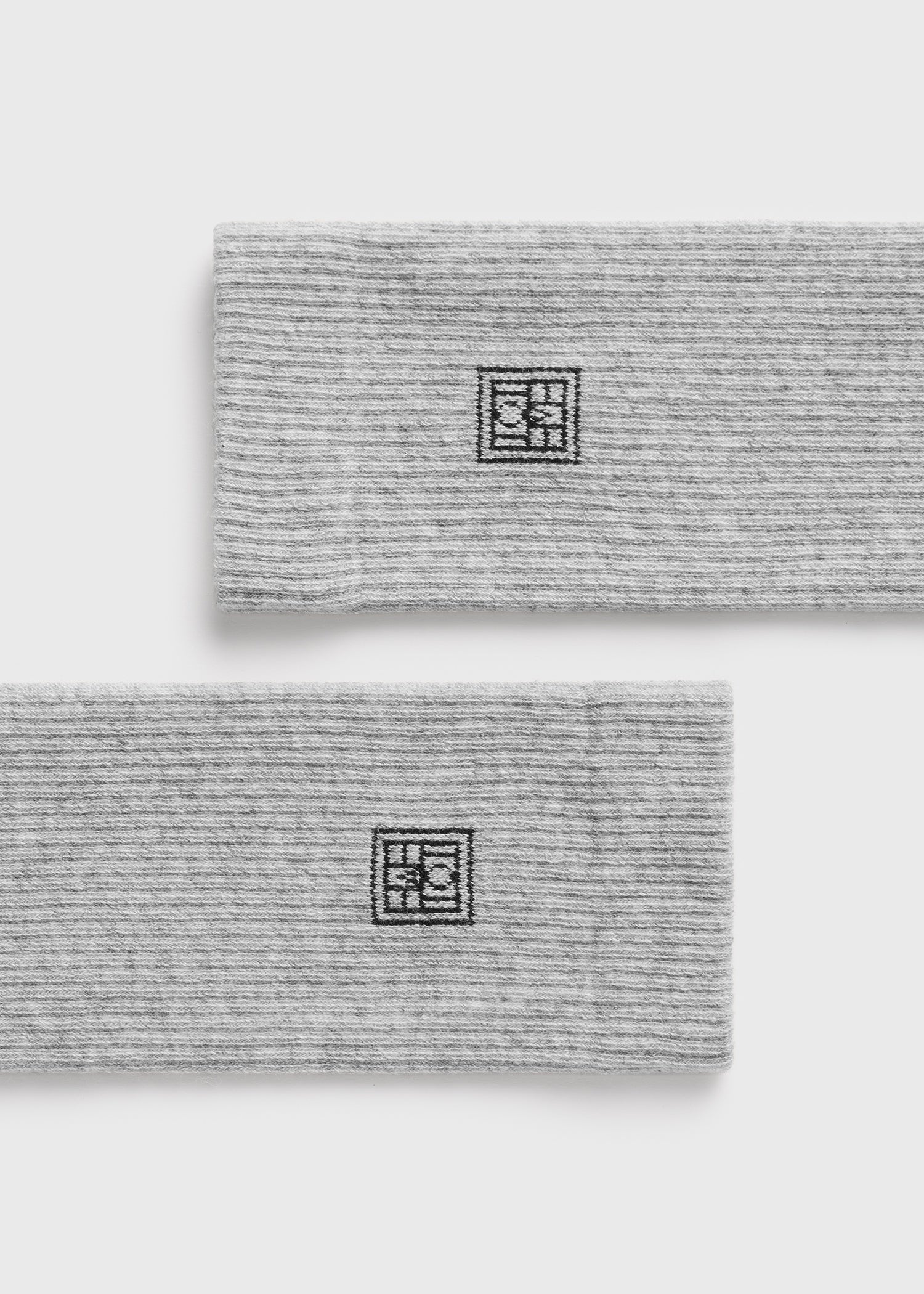 Monogram socks light grey
