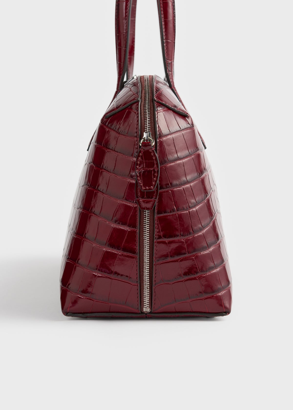 Medium croco-embossed day tote cherry