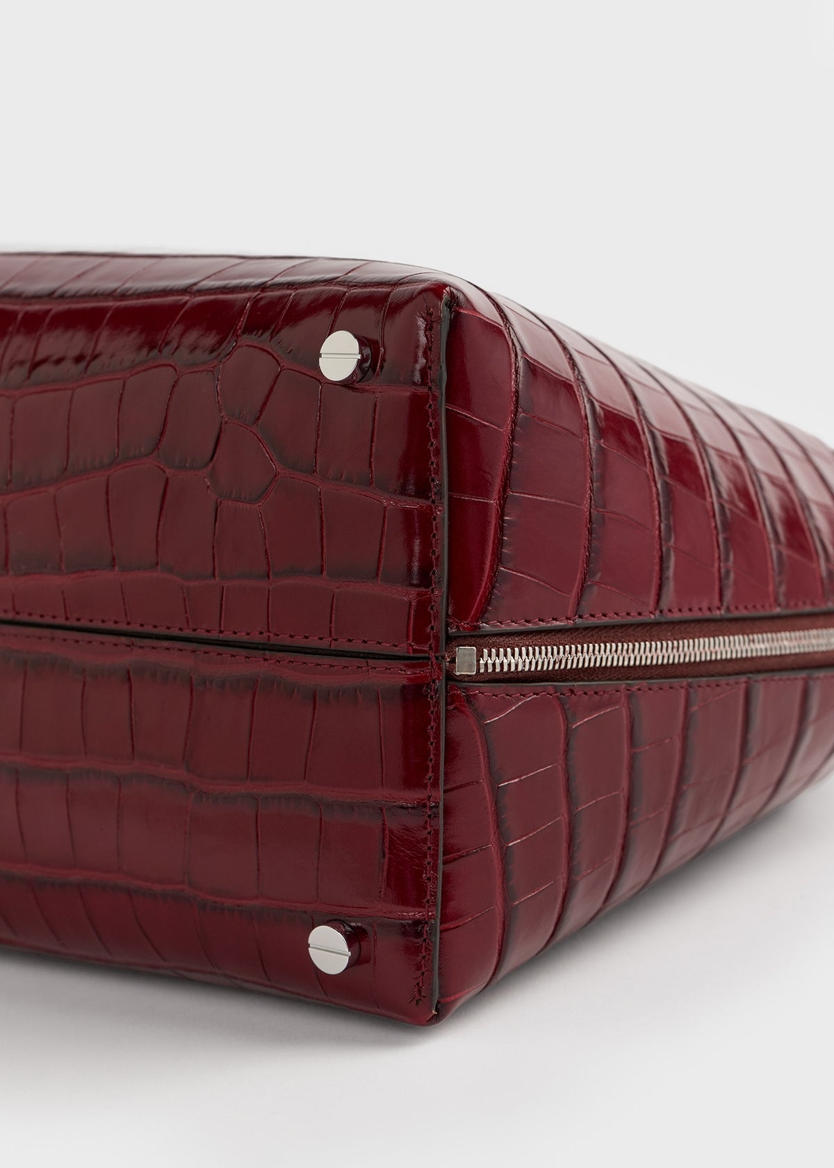Medium croco-embossed day tote cherry