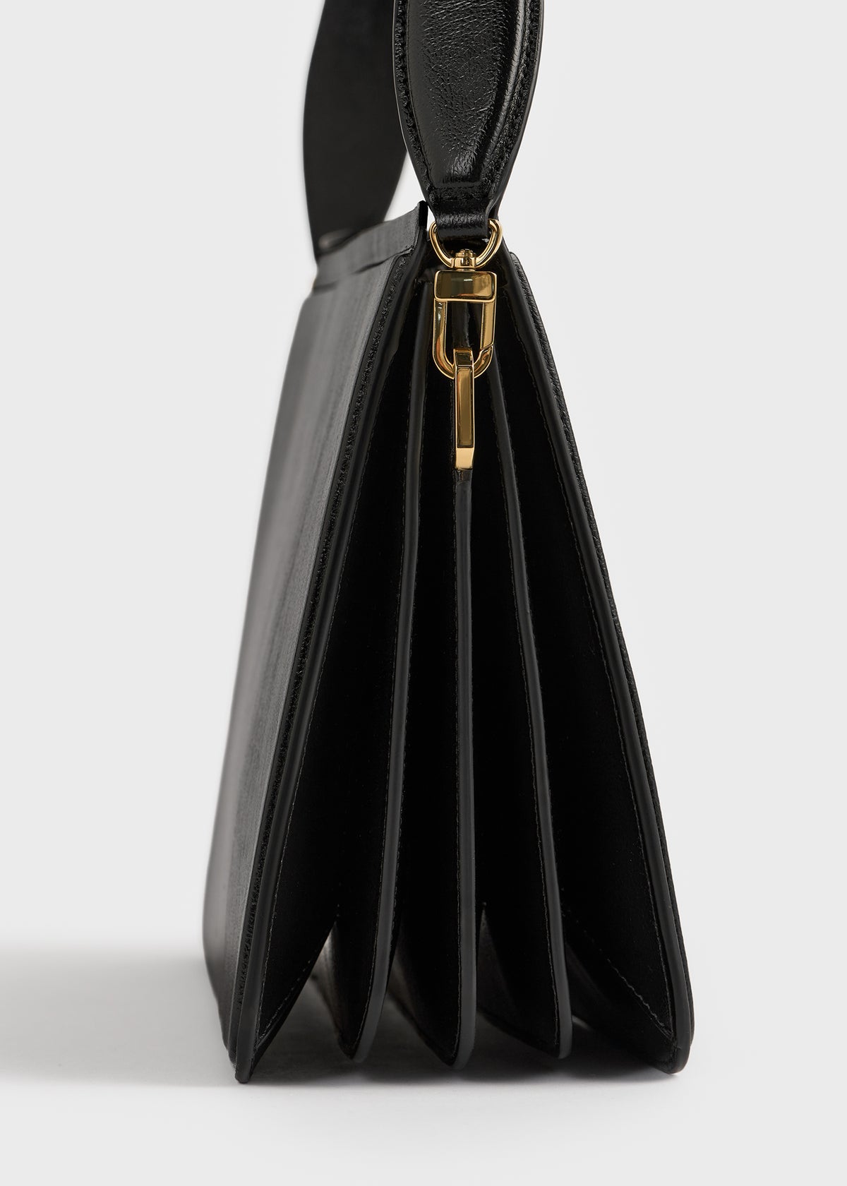 Fivefold glossed leather shoulder black
