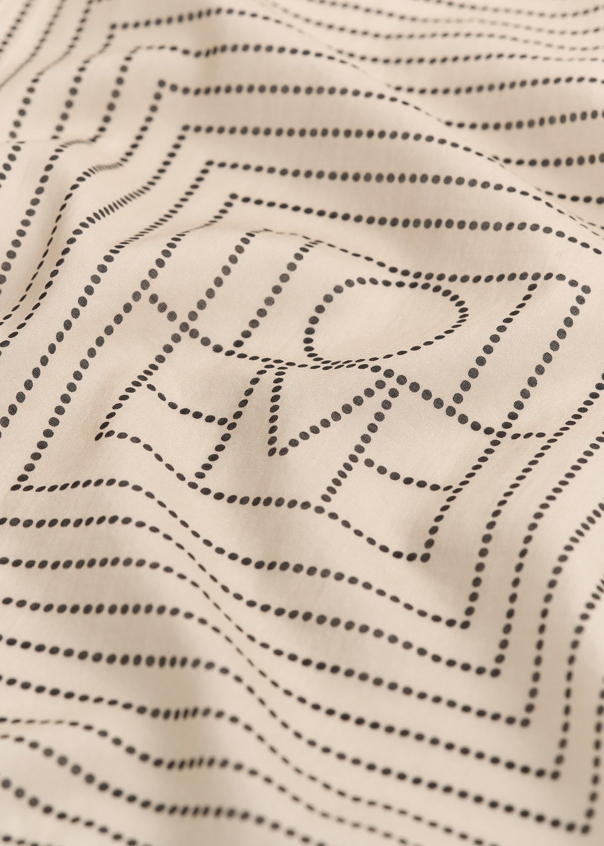 Floral signature monogram scarf ivory/black