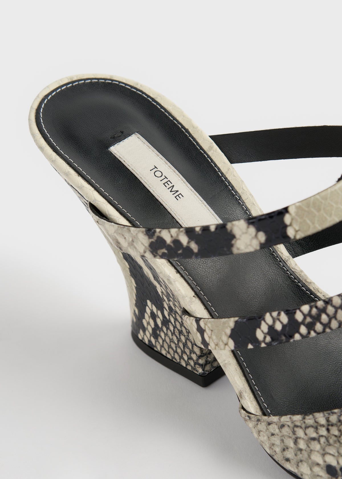 Cutout python-embossed mules black/ecru