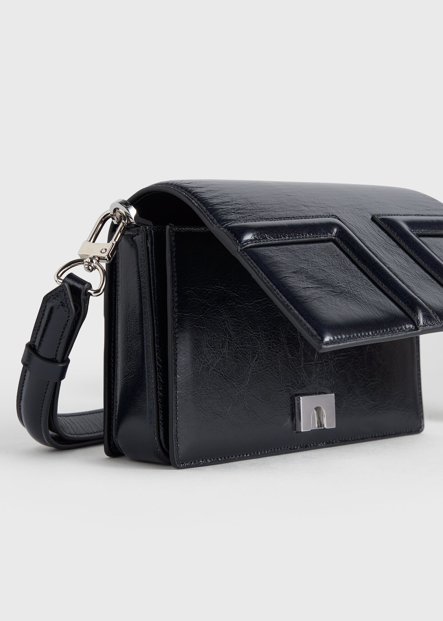 Mini T-flap naplack bag navy