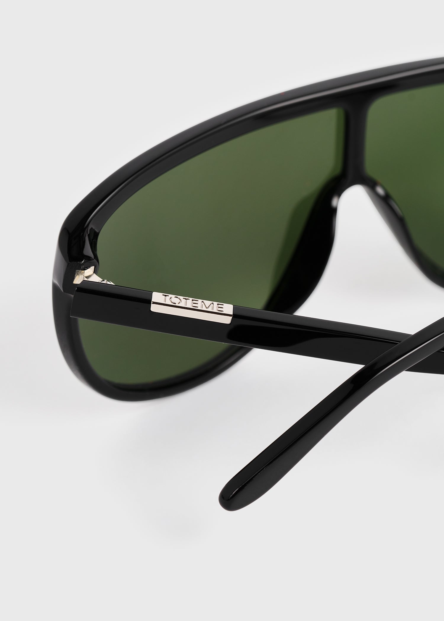 Shield aviator sunglasses black
