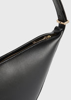 Leather scooped sling black
