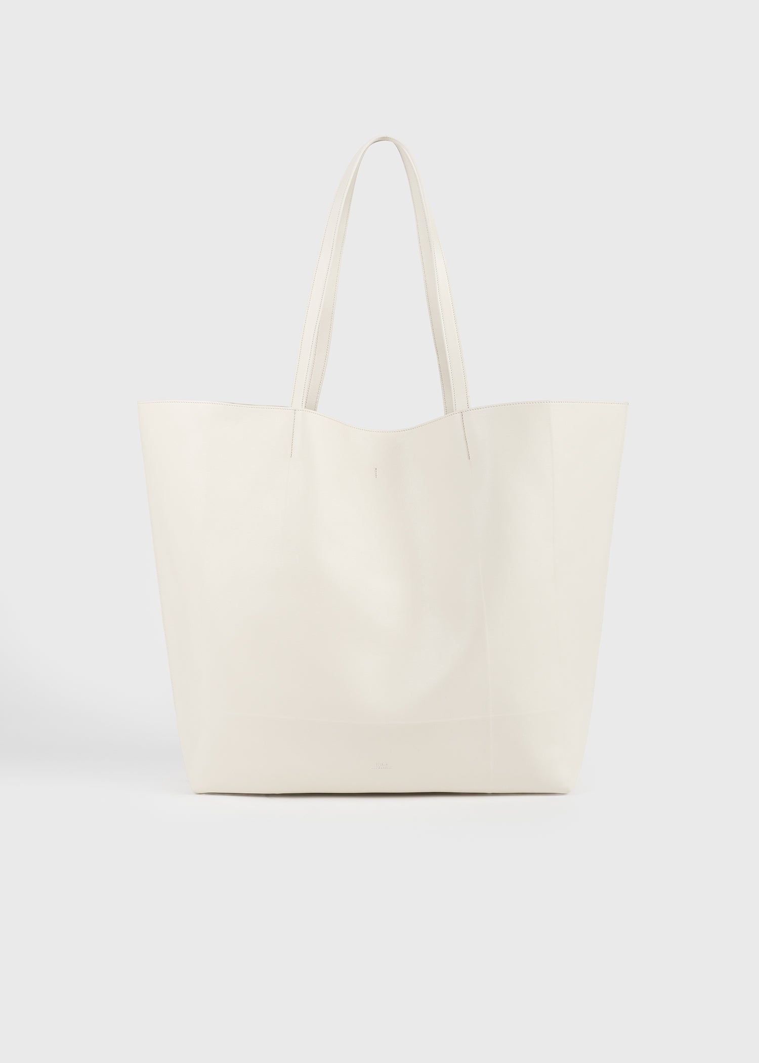 Roam leather tote stone