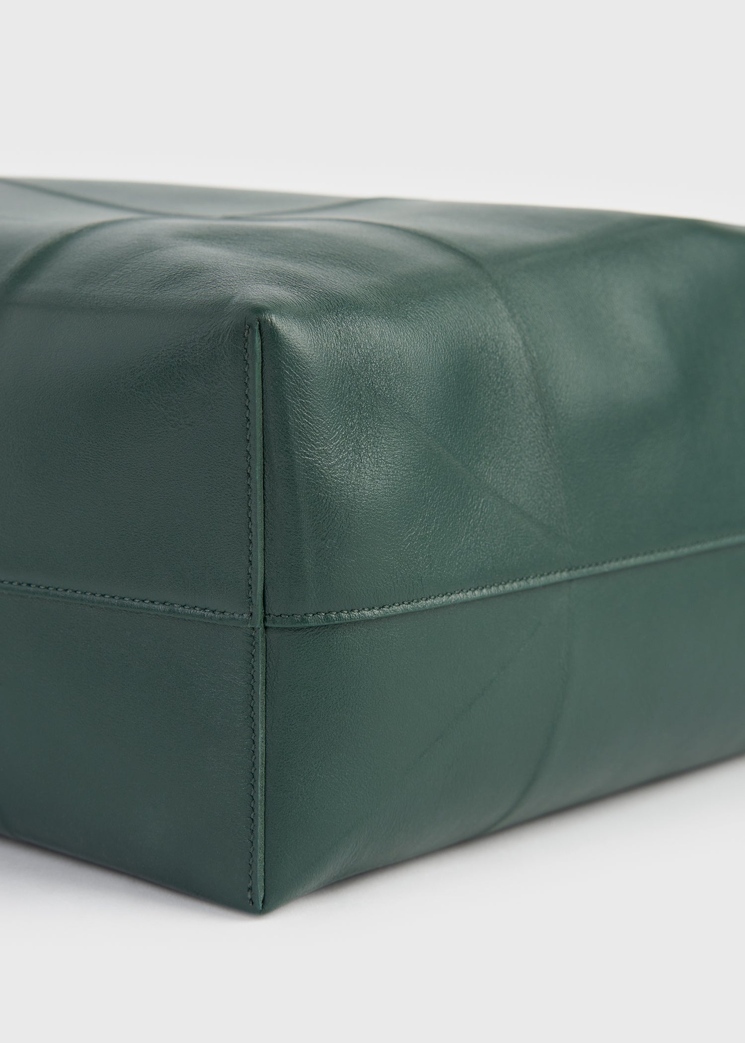 Roam leather tote dark green
