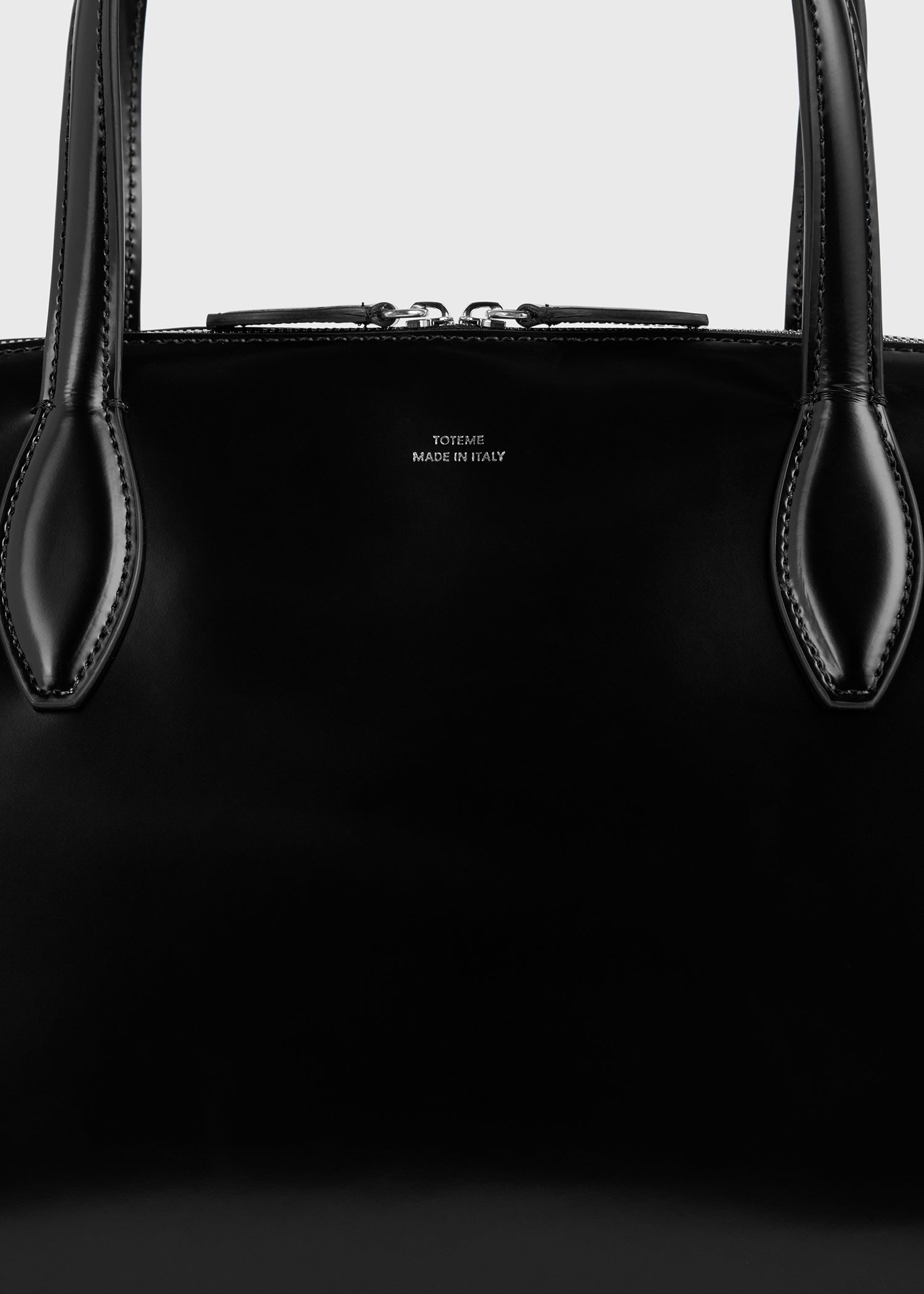 Medium box-leather day tote black