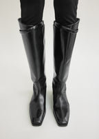 Box-leather riding boots black