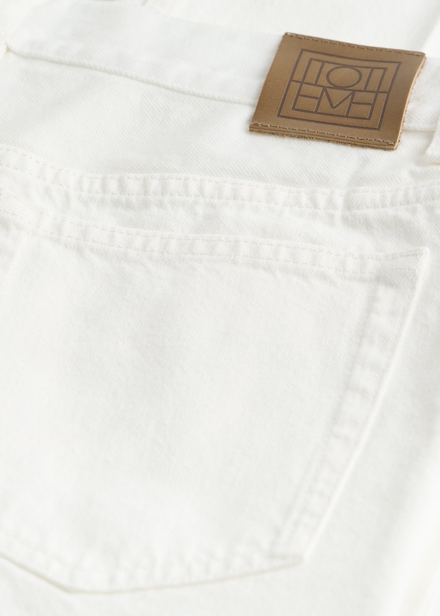 Kick flare denim off-white – TOTEME