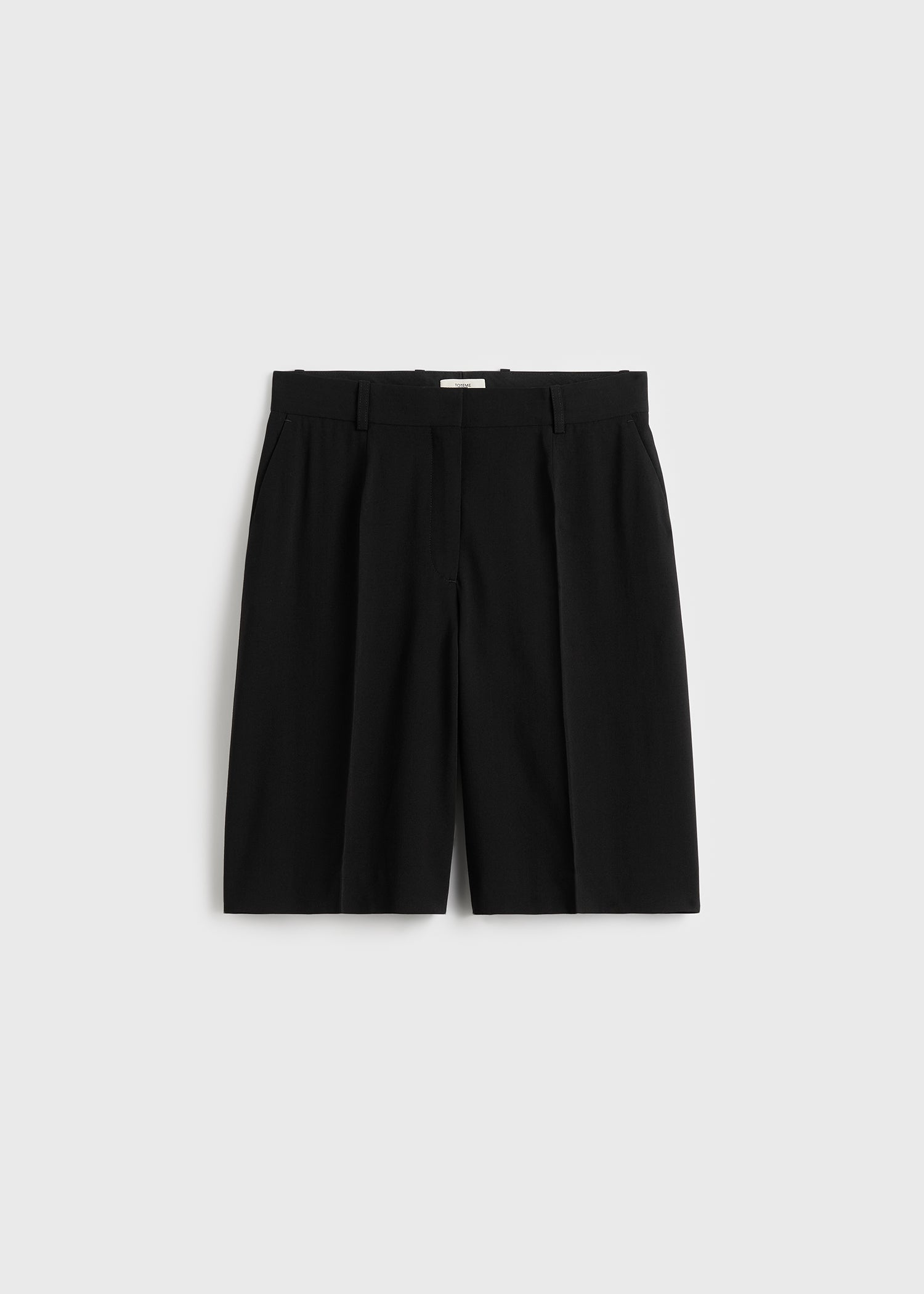 Wide fluid shorts black