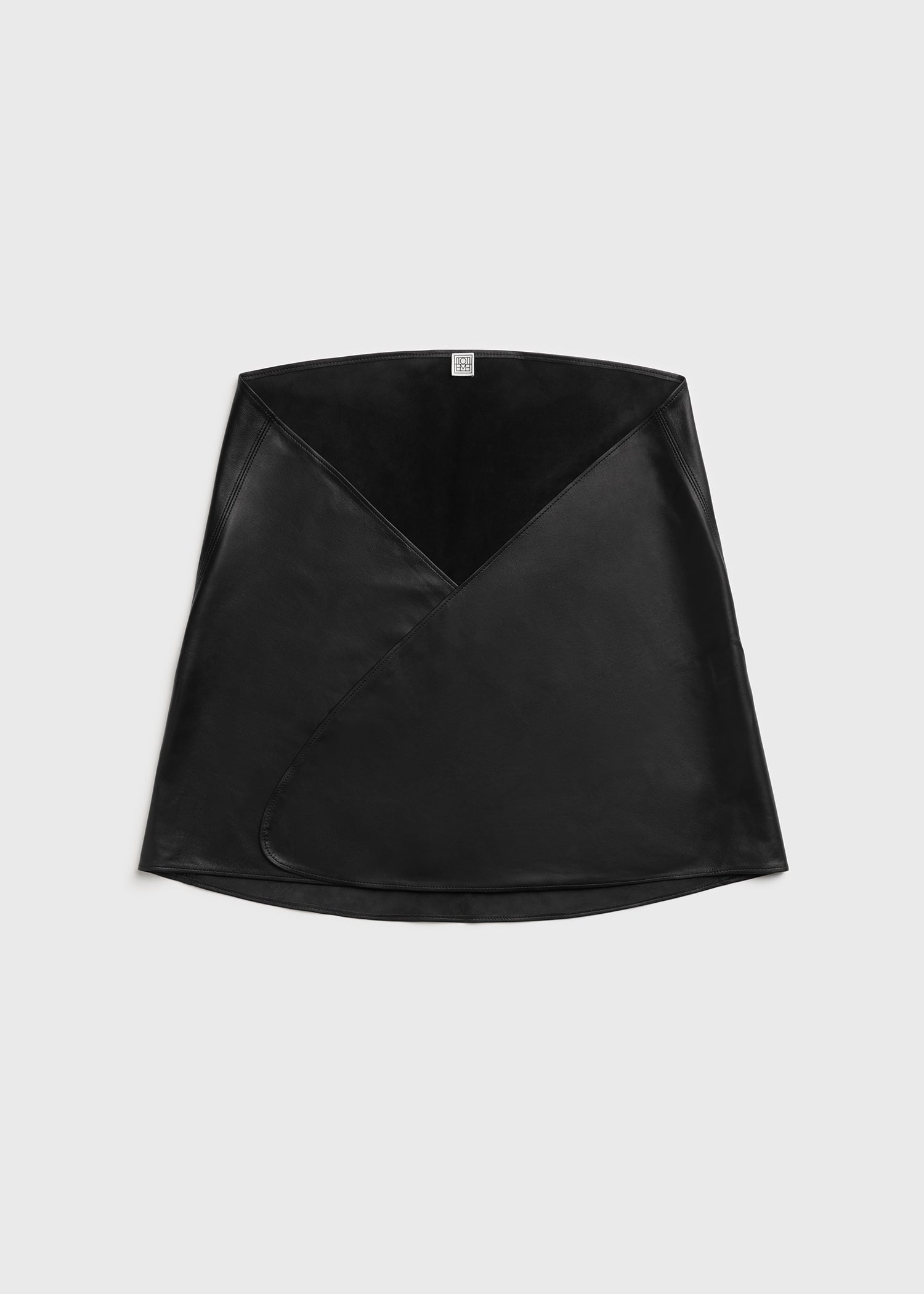 Big leather scarf black – TOTEME