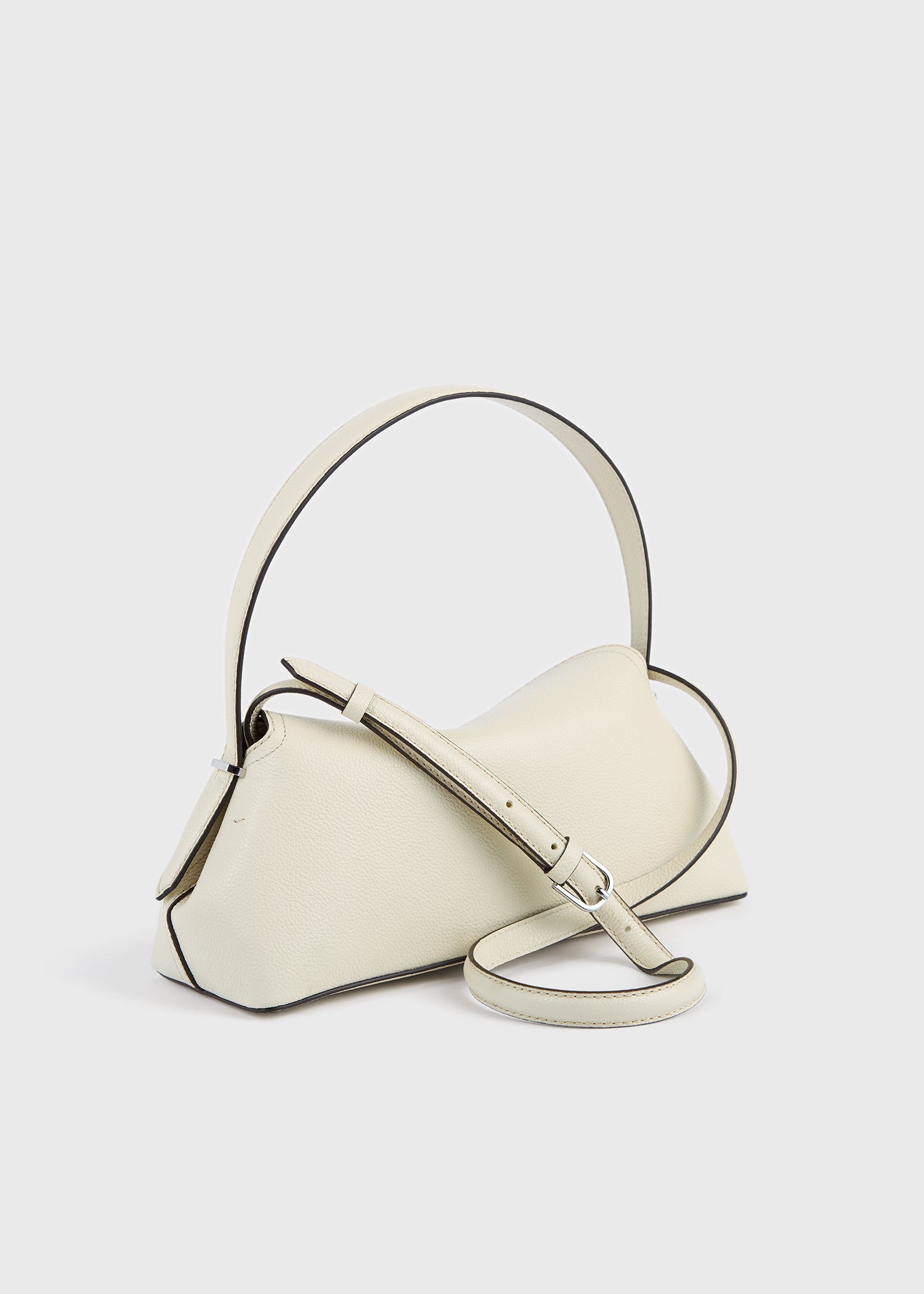 T-lock grained-leather shoulder milk – TOTEME