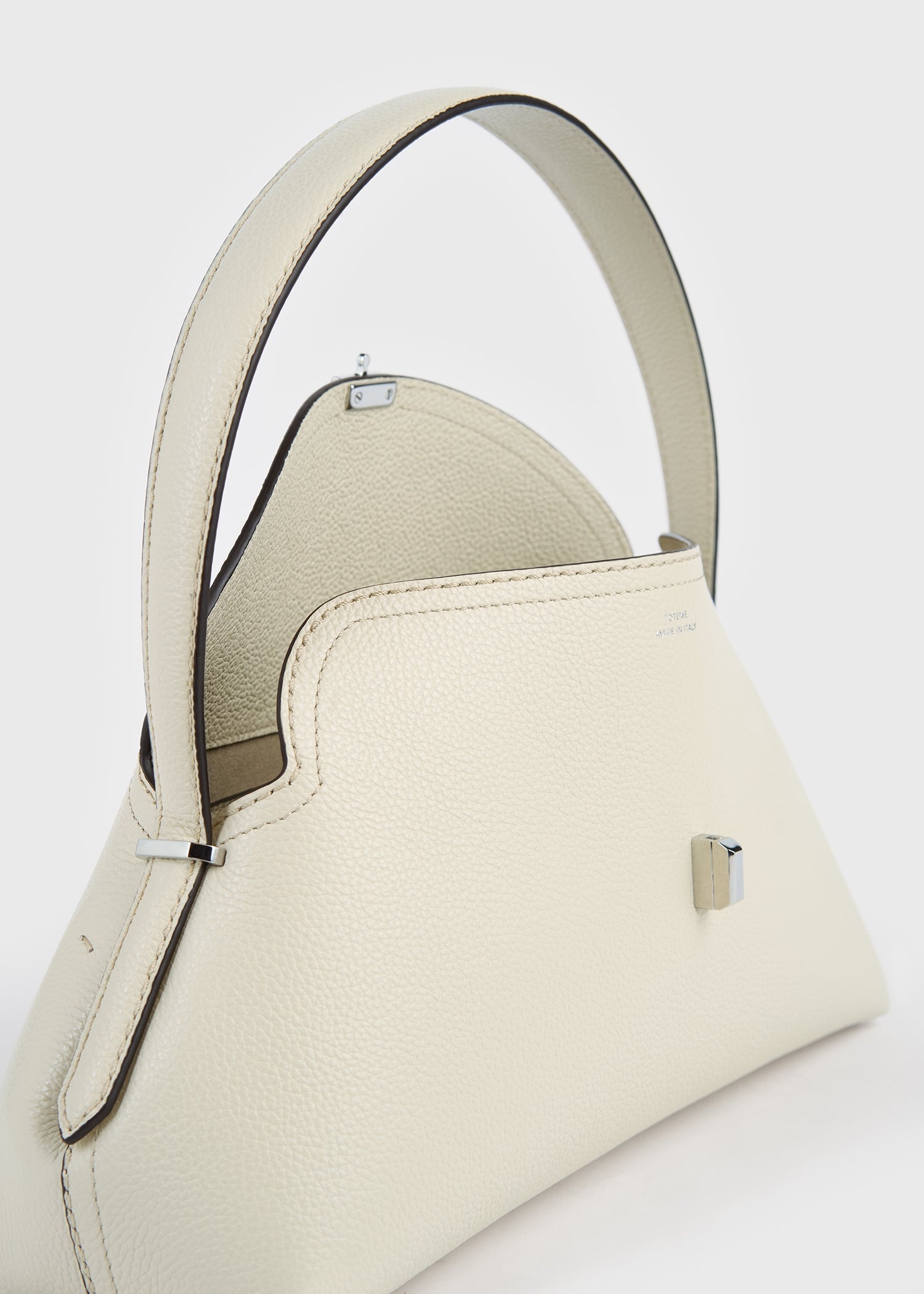 T-lock grained-leather shoulder milk