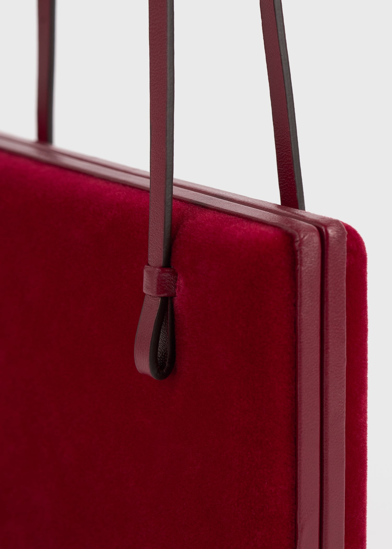 Cocktail velvet bag red