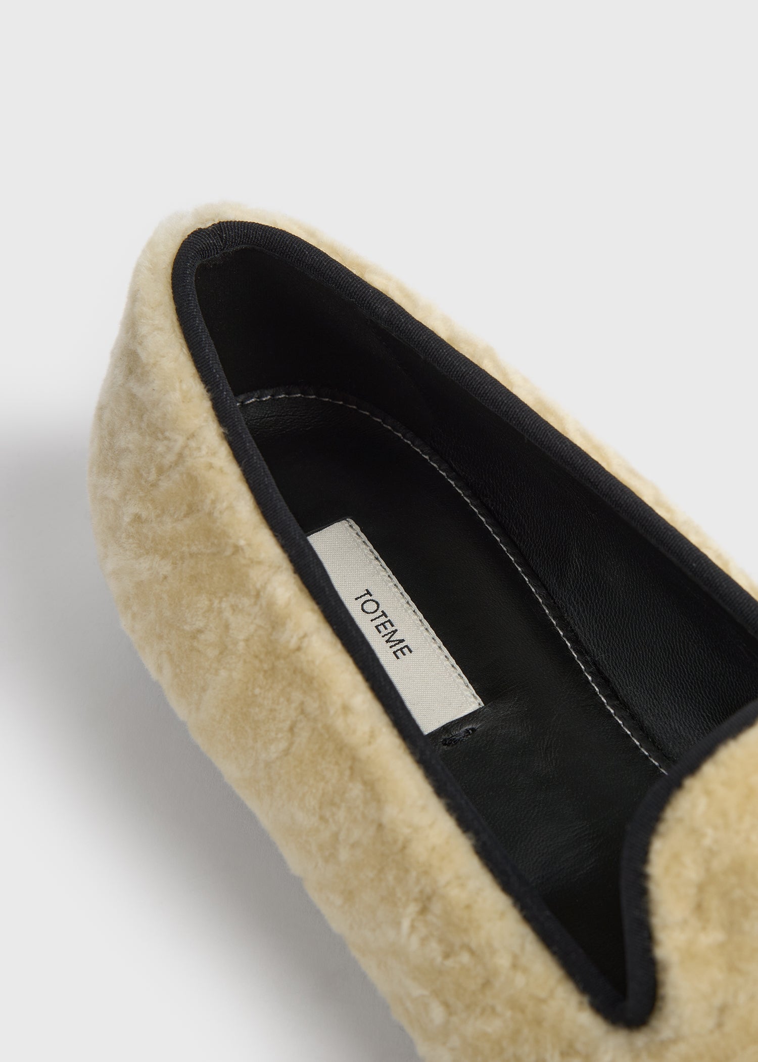 Shearling loafers beige