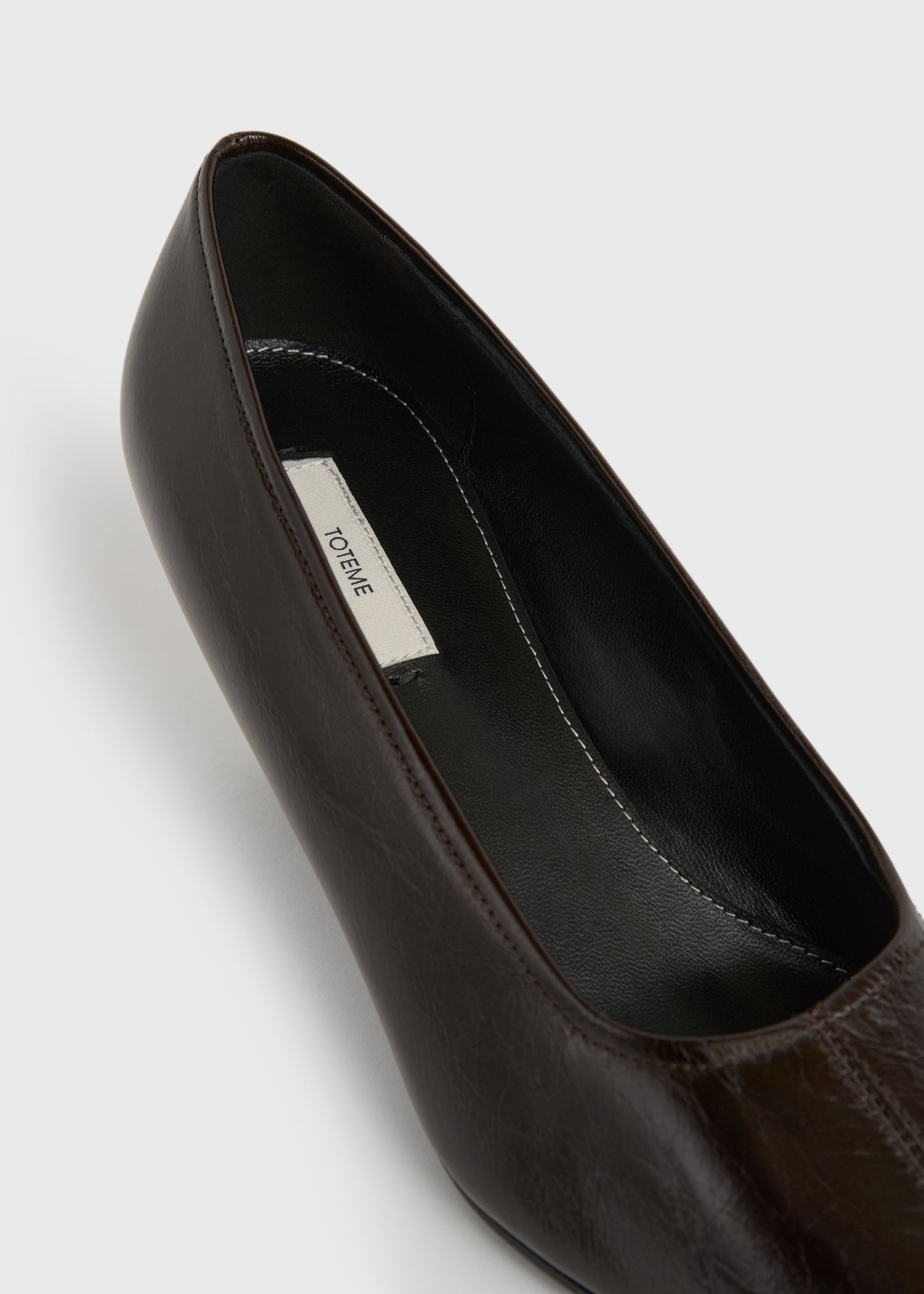 Sharp naplack wedge pumps bark