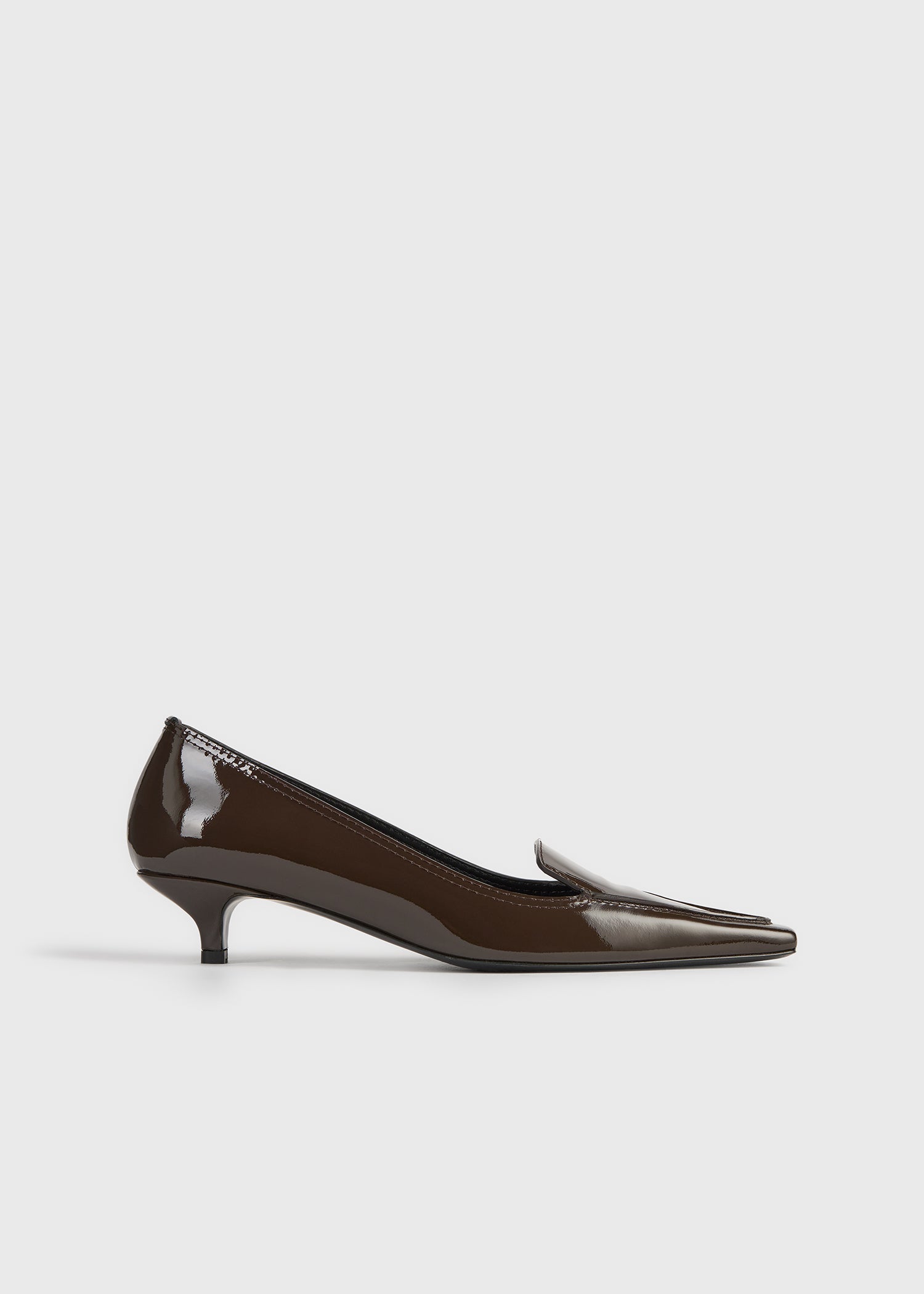 Patent loafer pumps brown