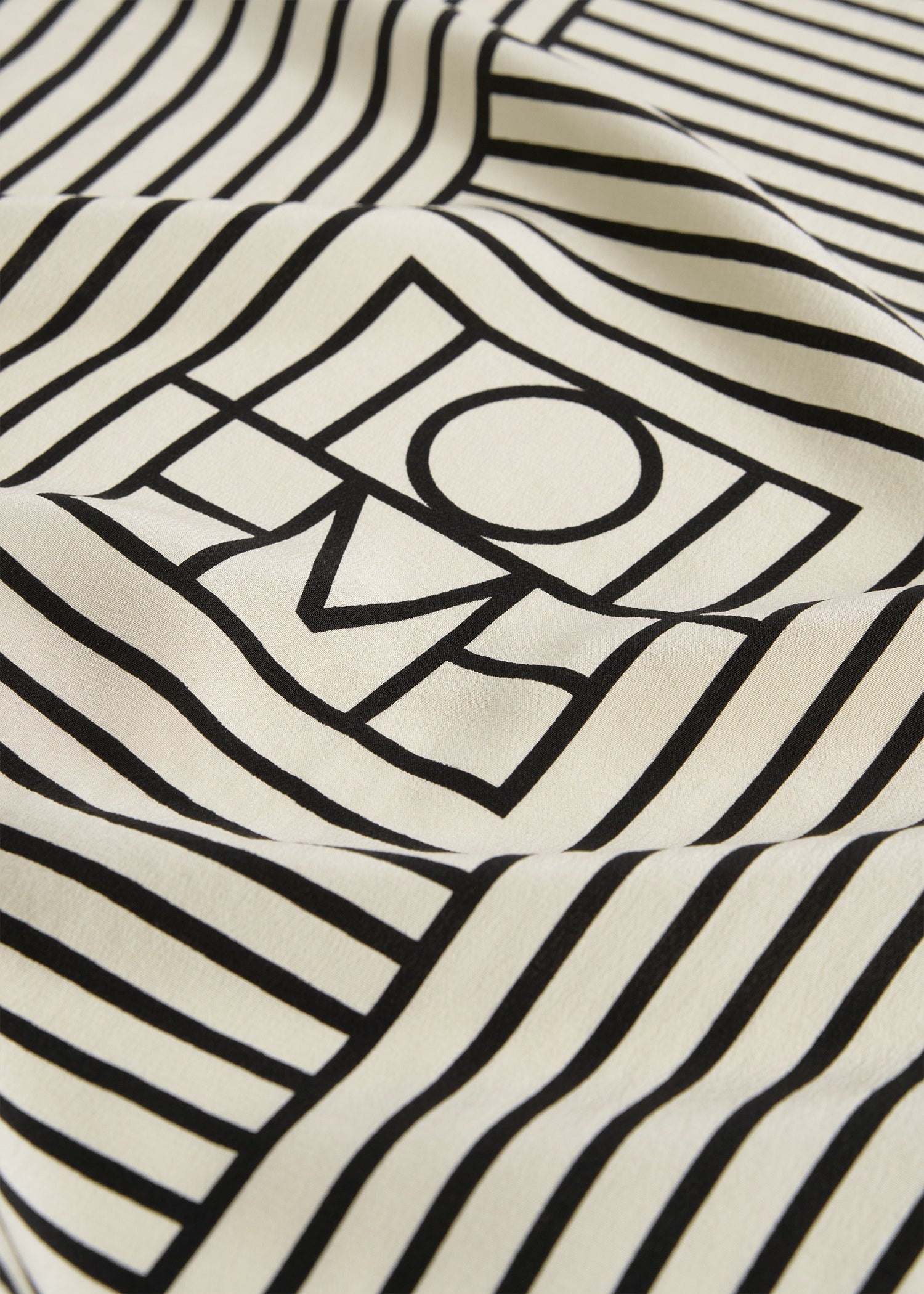 Beijing stripe silk scarf cream