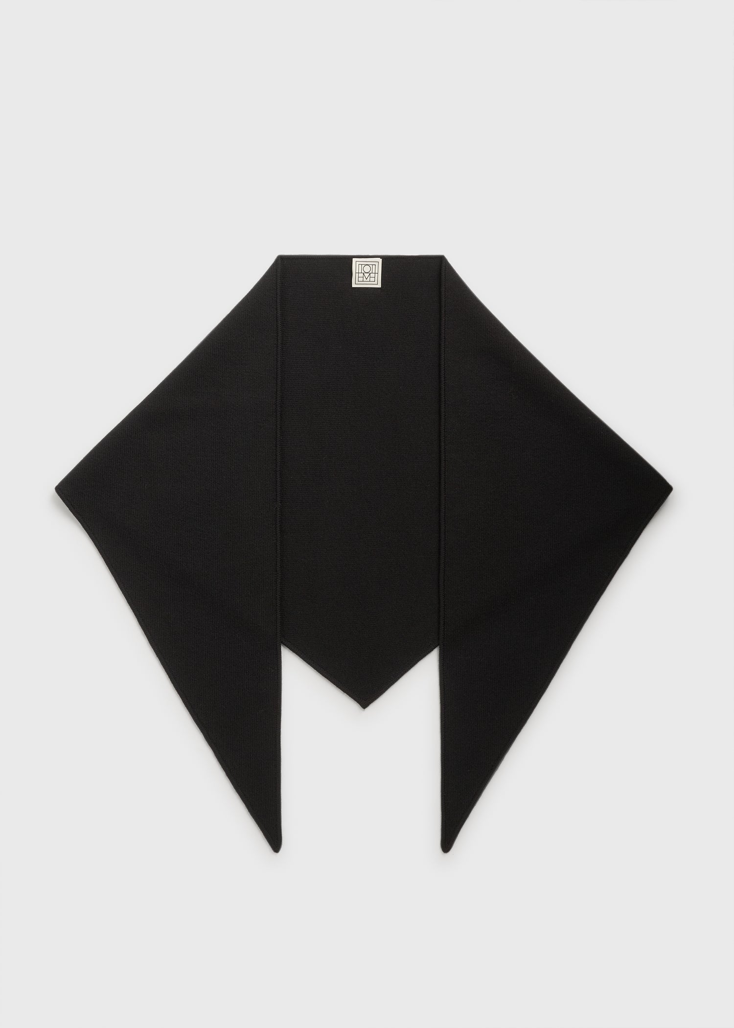 Triangle wool scarf black – TOTEME