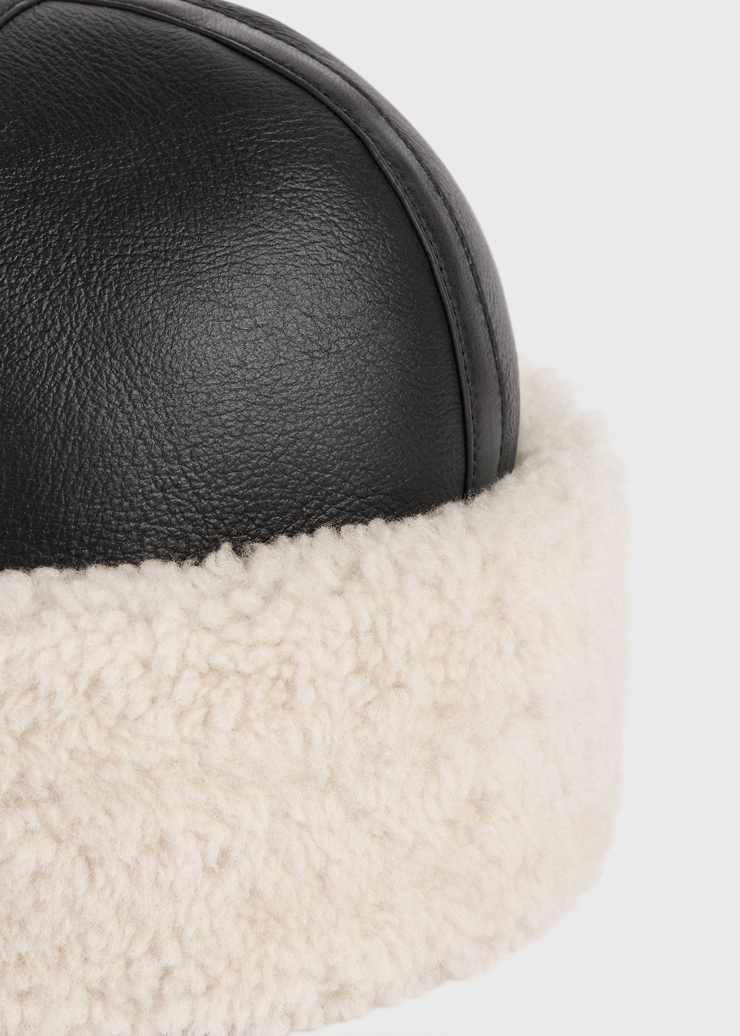 visvim ヴィズヴィム　VEGGIE SHEARLING HAT W Visvim Veggie Shearling Hat Beige Women's/Fre Size Warm Fur