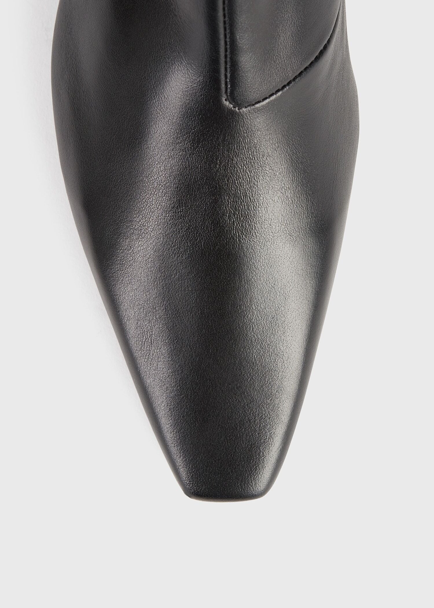 Slim leather ankle boots black – TOTEME