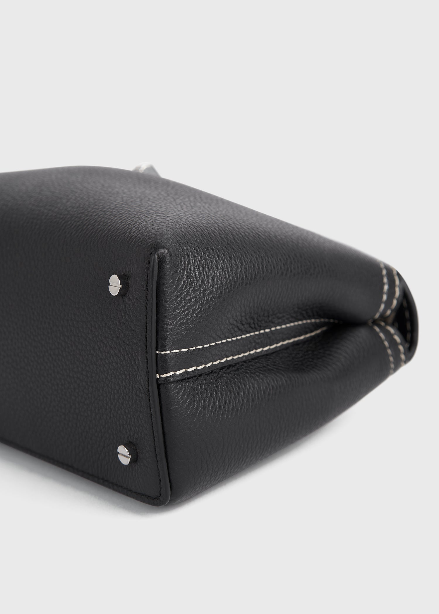 T-lock grained-leather clutch black