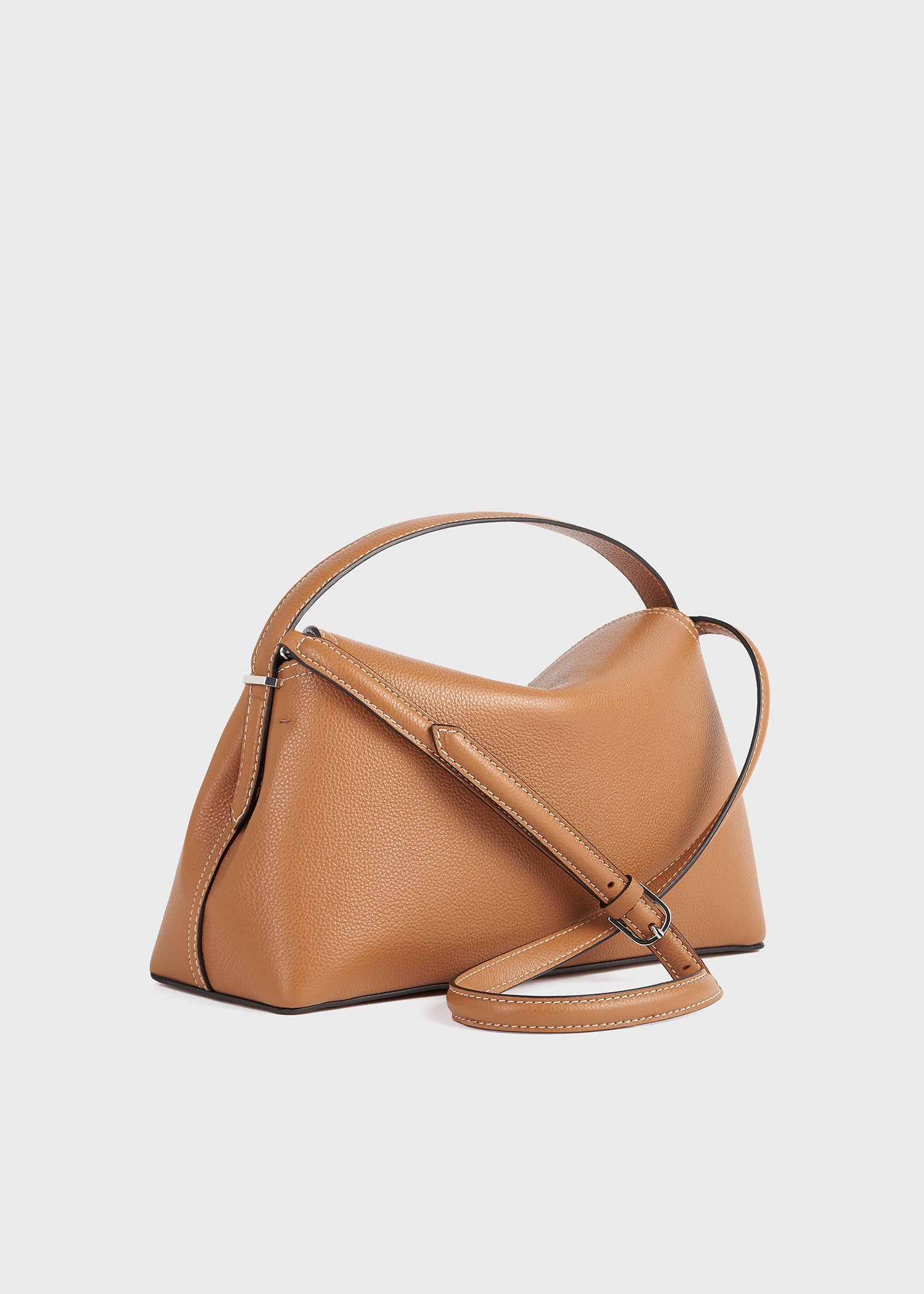 T-lock grained-leather top handle tan – TOTEME