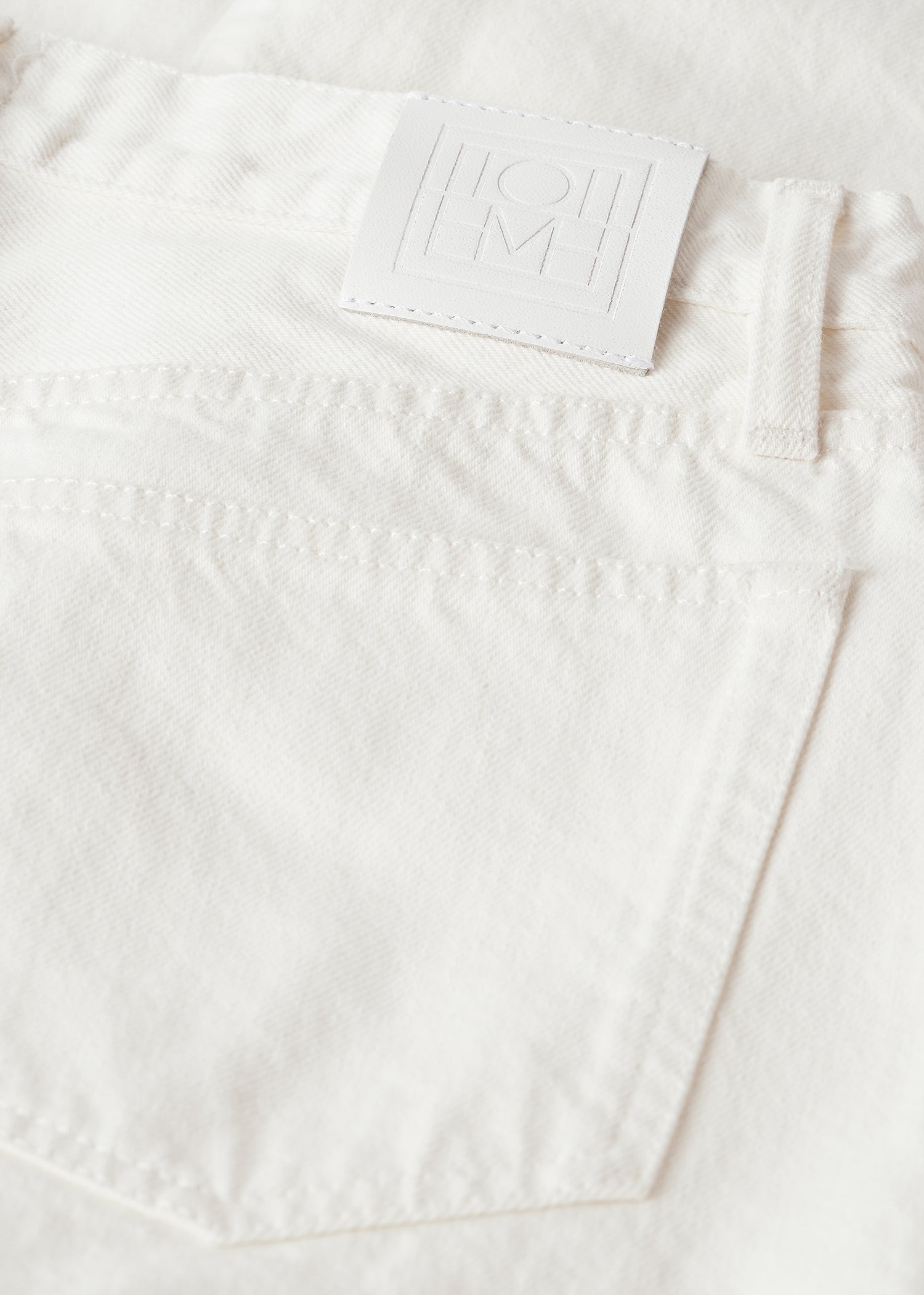 Twisted seam denim full length off-white – TOTEME Twisted seam denim full length off-white – TOTEME