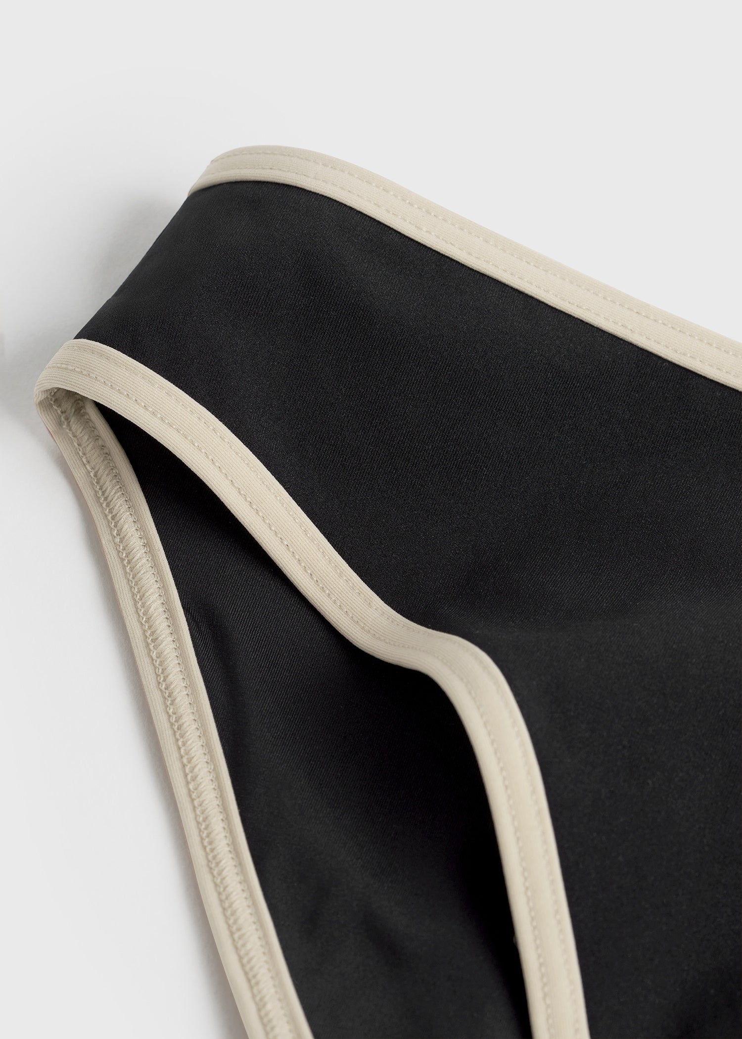 Stripe edge bikini bottoms black