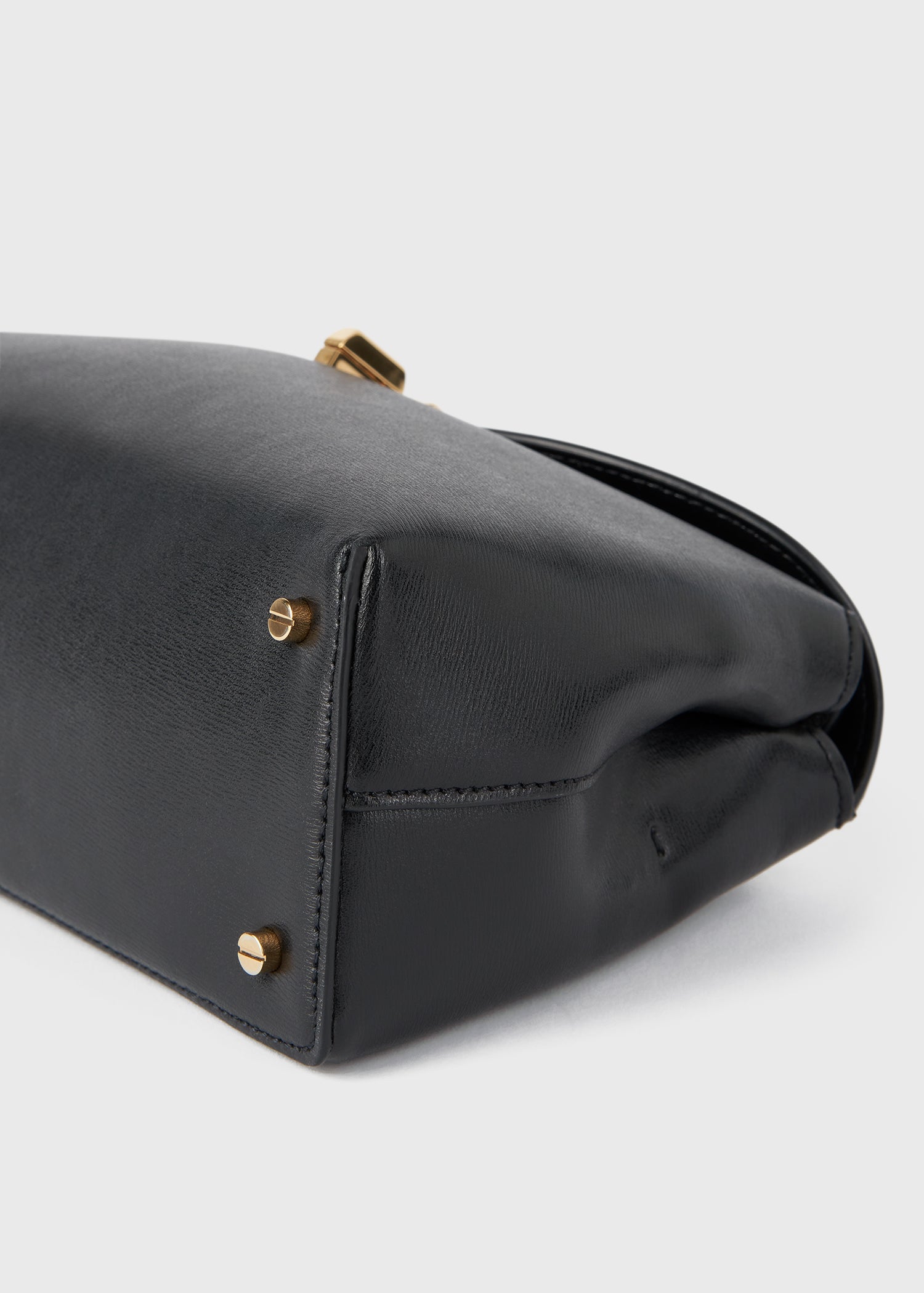 T-lock leather clutch black