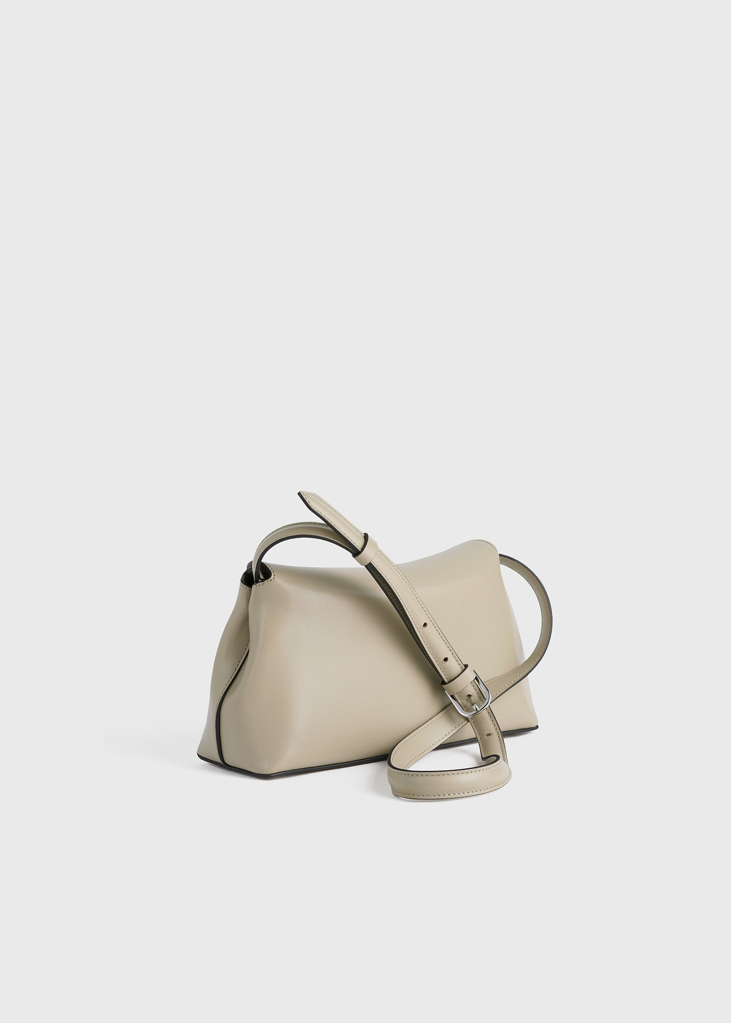 T-lock leather clutch fawn