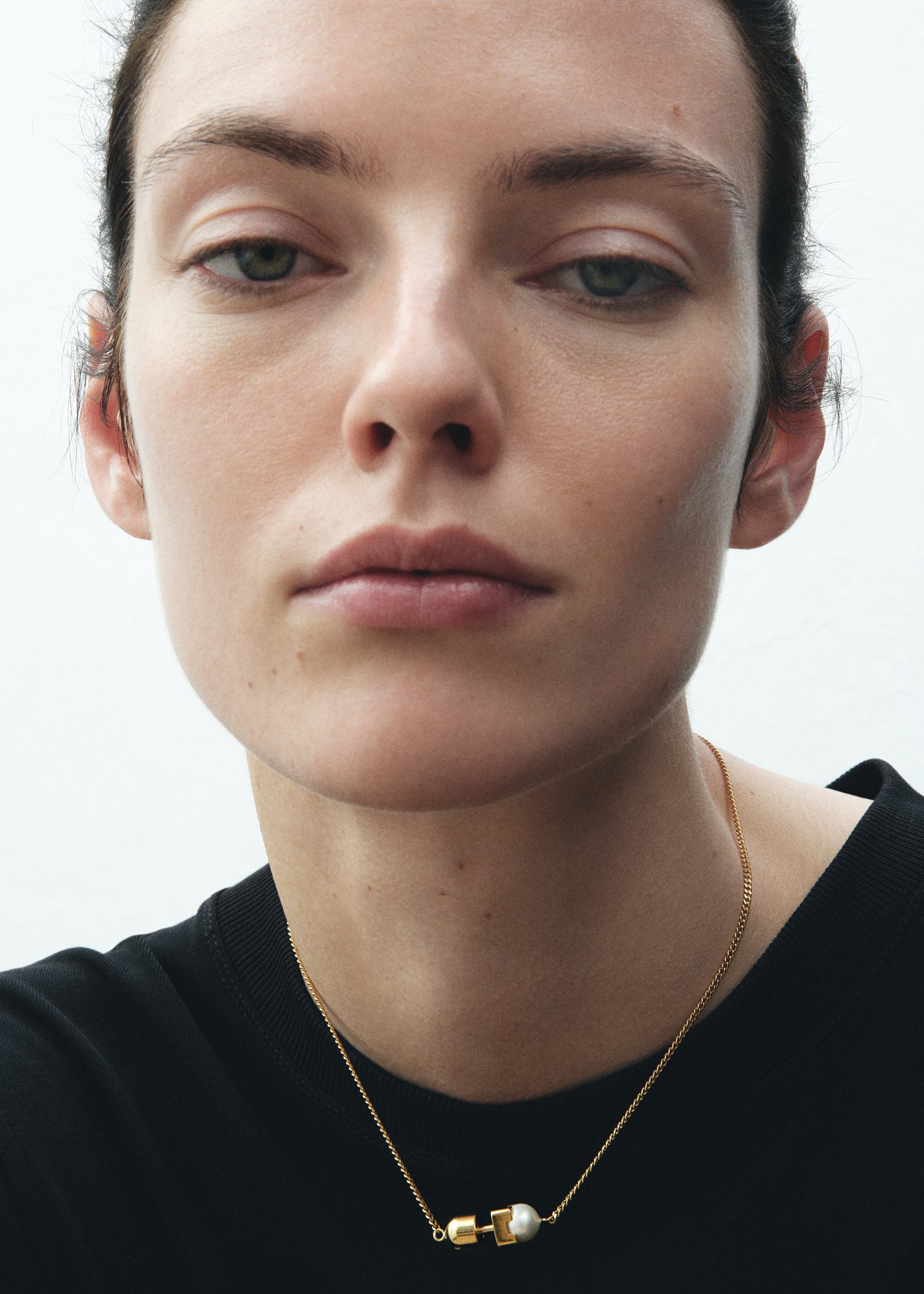 ###hover_image:jewelry,the-jewelry-collection