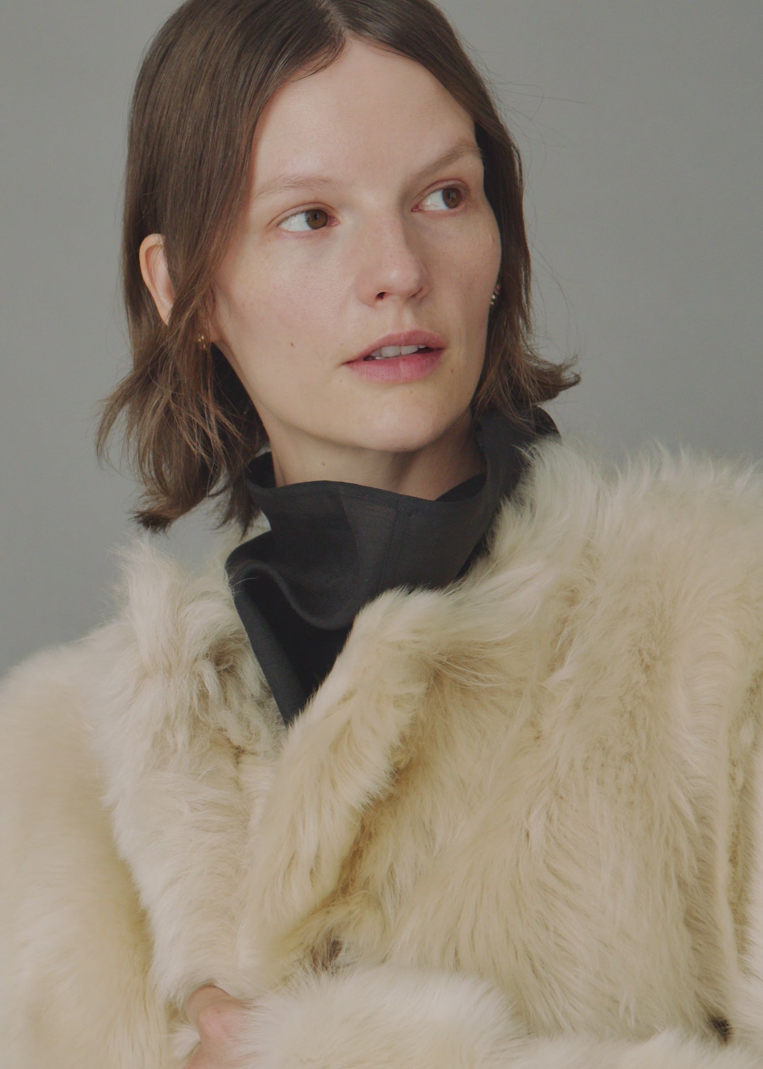 Silky shearling coat eggnog