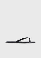 ###main_image:shoes || flat_image