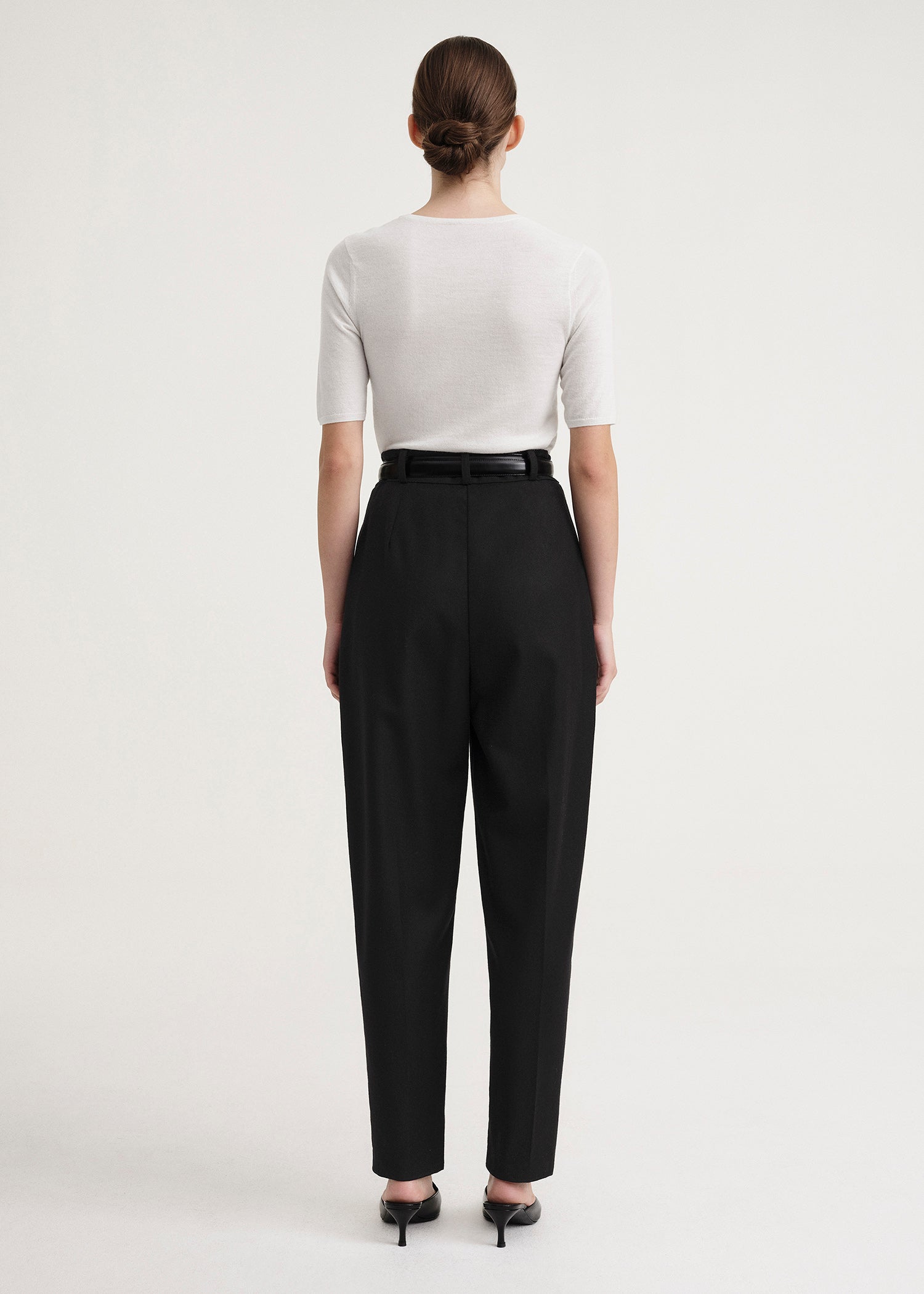 Deep pleat wool trousers black – TOTEME 